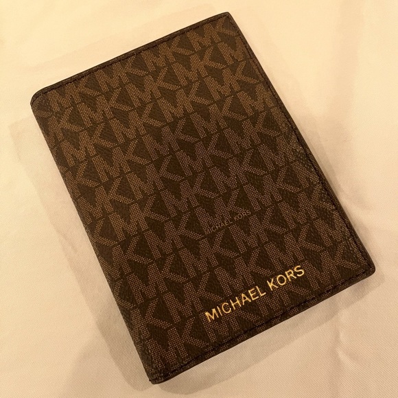 Michael Kors Collection Bags New Michael Kors Passport Wallet
